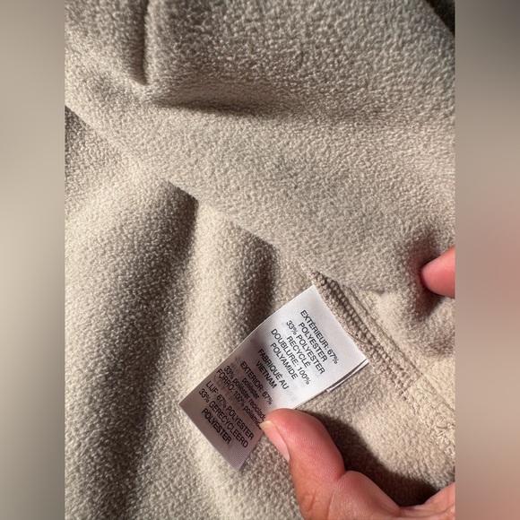 Vuori Cream Sherpa Jacket - Picture 8 of 11